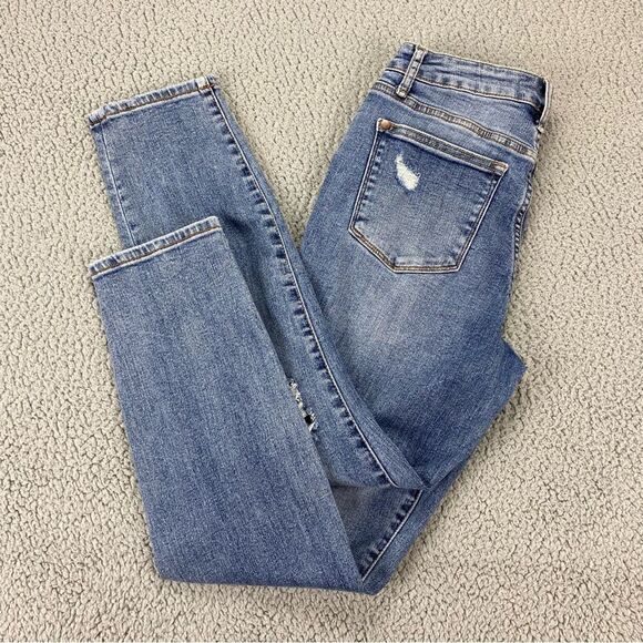 Judy Blue Women's Destroyed Slim Fit Ankle Stretch Jeans | Size: 5/27 - Picture 7 of 15